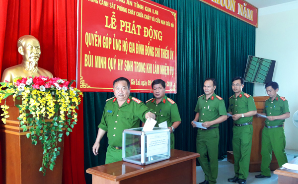 Quyên góp  ủng hộ hơn 400 triệu cho gia đình Thiếu úy Bùi Minh Quý - Ảnh minh hoạ 2